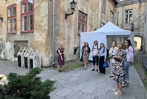 Külastusjuhid tööga tutvumas